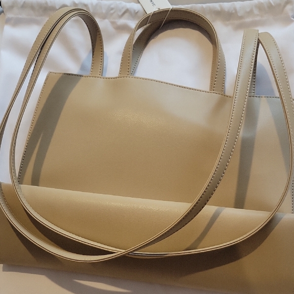Telfar Tan Tote Bag - Picture 3 of 9
